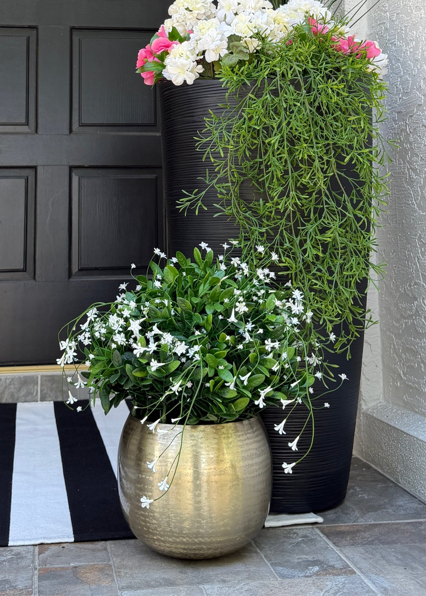 UV Treated Sprengeri Fern Fake Indoor/Outdoor Hanging Plant - 29"